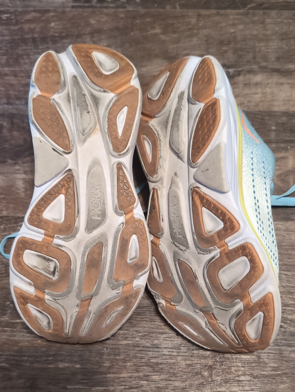 HOKA Bondi 8 Sz 7.5 B Women's Light Blue and Yellow Running Shoes - Picture 6 of 6